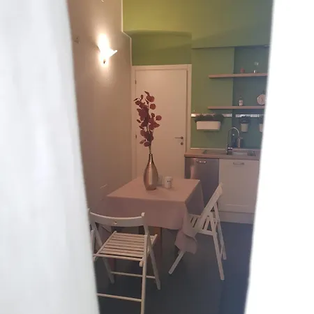 Appartement Maison Serena Bocconi-navigli Milaan