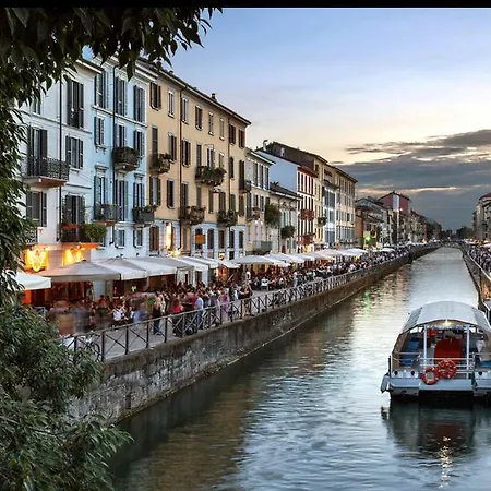 Maison Serena Bocconi-navigli Appartement *